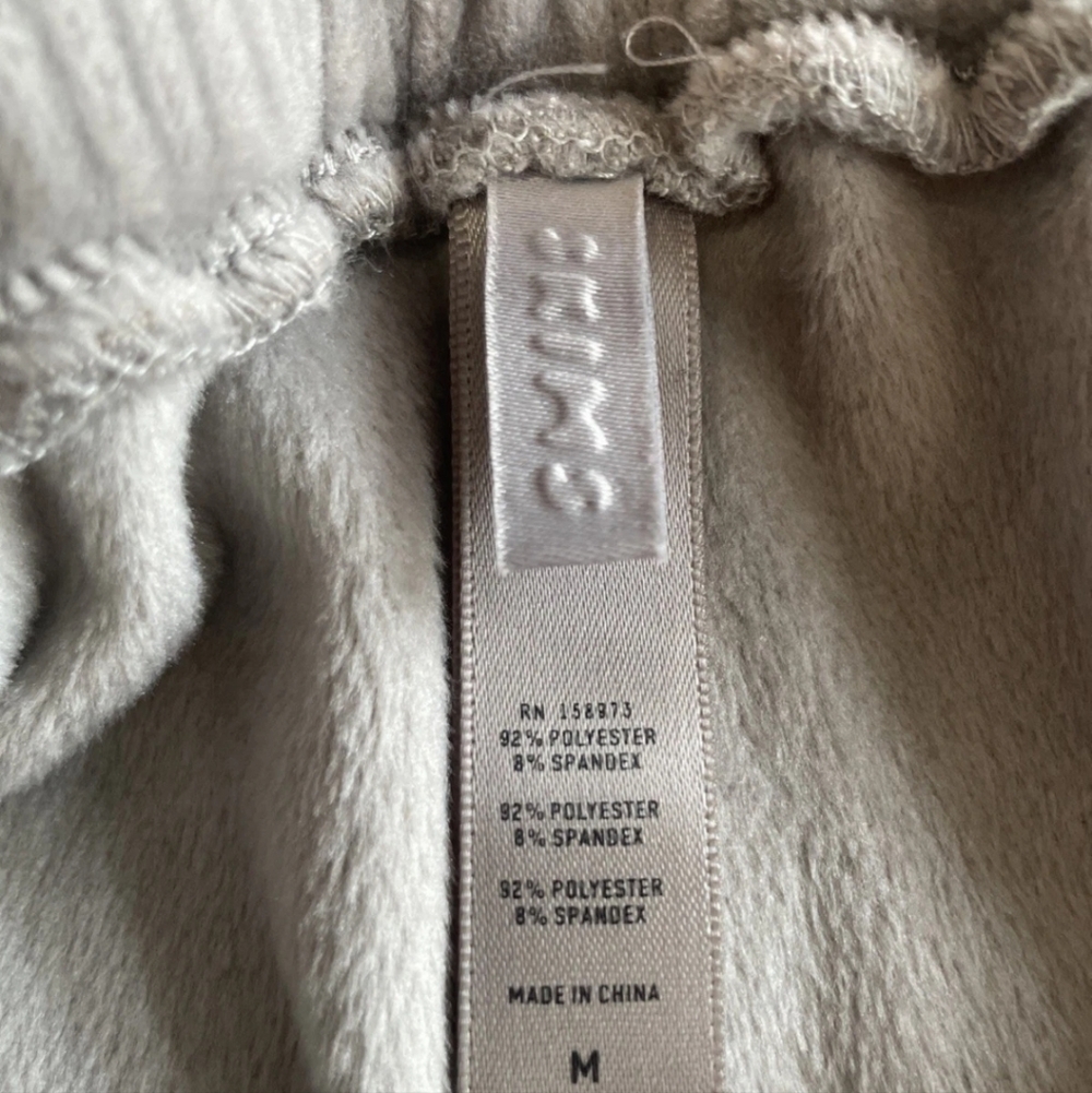 Skims Size Medium Anthracite Velour Jogger Sweat Pants Very Soft - Picture 2 of 9